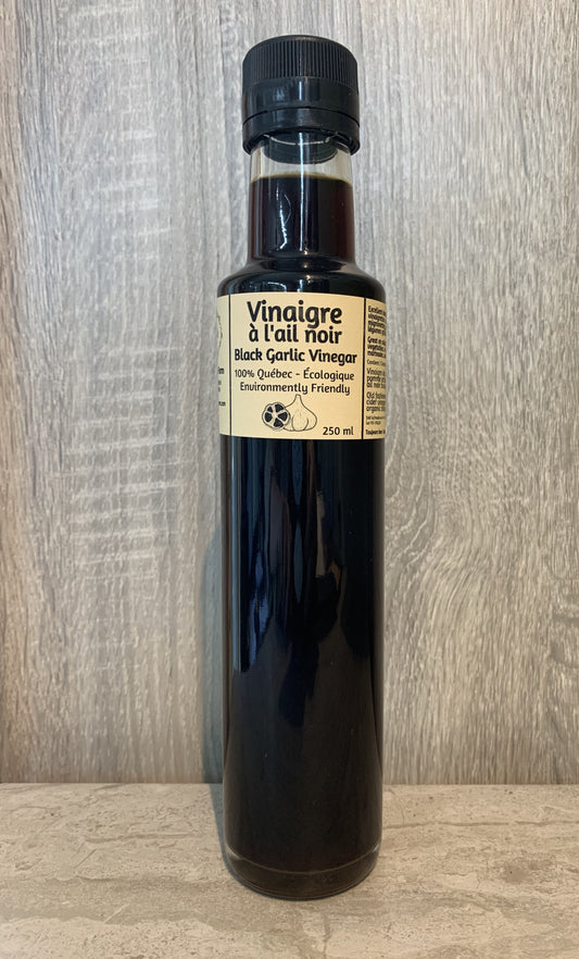 VINAIGRE À L'AIL NOIR